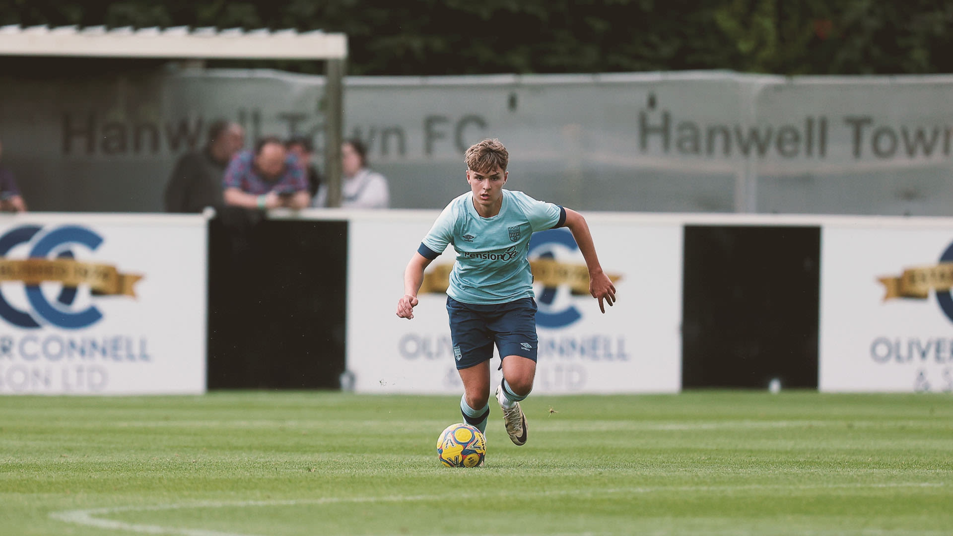 Hanwell Town 2 Brentford B 0