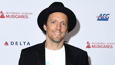 Jason Mraz Reveals Why He Came Out Later in Life