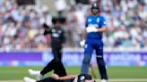 New Zealand seamer Tim Southee a doubt for Cricket World Cup after breaking bone in thumb