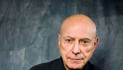 Oscar-winning actor Alan Arkin dies at 89