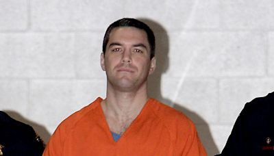 Prosecutors, defense clash over evidence in Scott Peterson murder case