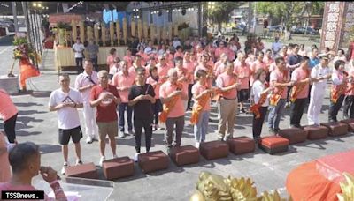 紀念北方澳遷村50週年 南方澳進安宮舉辦慶祝活動 米龍點睛揭開序幕