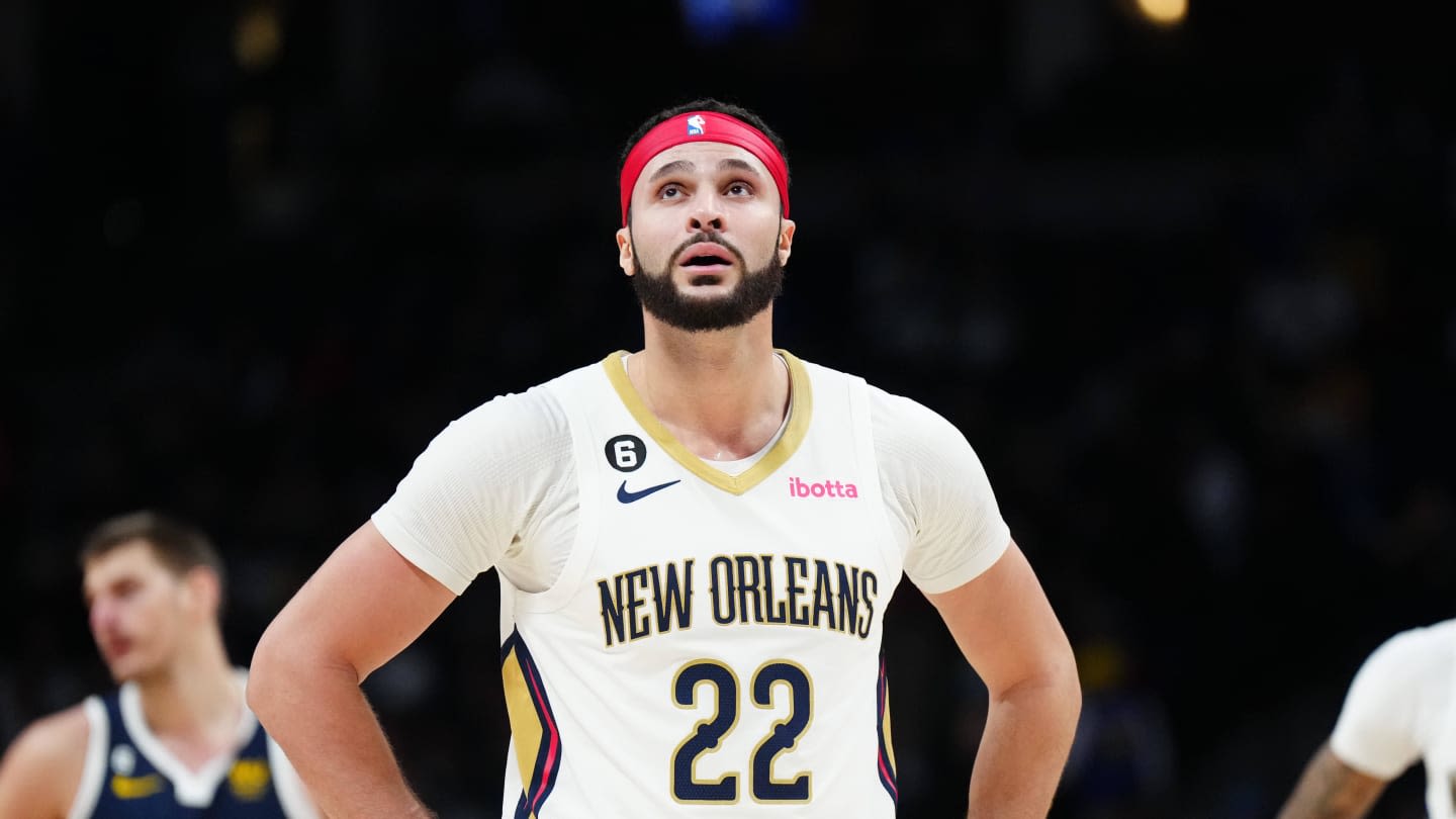 Larry Nance Sends Out Viral Post After Pelicans-Hawks Trade