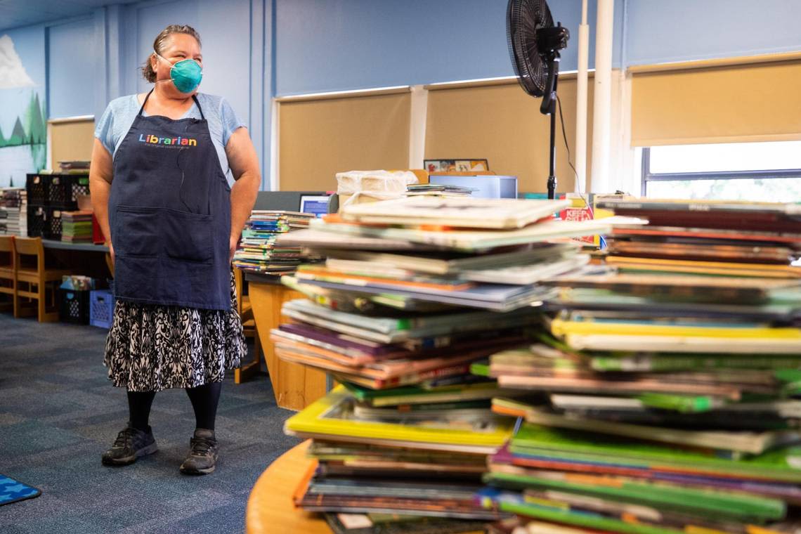 Amid budget cuts, these eight Fort Worth ISD schools will lose full-time librarians