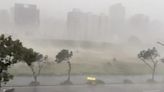 同一個台灣？北台灣「強風暴雨」走不動 南部卻狂飆39度！