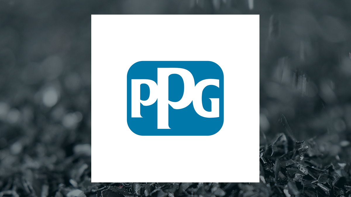 King Luther Capital Management Corp Decreases Stake in PPG Industries, Inc. (NYSE:PPG)
