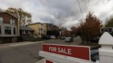 Homebuyers in Canada Bet on More Rate Cuts With Adjustable Loans