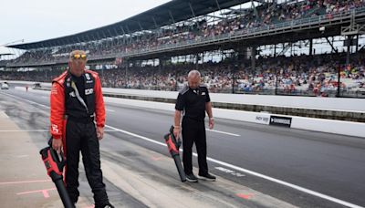 Indianapolis 500 starts after 4-hour rain delay with Kyle Larson in the field