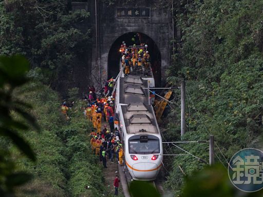 太魯閣號事故「又見11名罹難者遺骸」 摯愛被遺忘隧道3年！家屬心碎