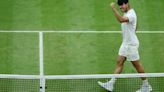 Alcaraz se reconecta a tiempo para superar a Tommy Paul y avanzar hasta semifinales de Wimbledon