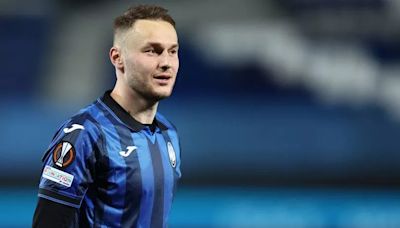 Liverpool could be handed Teun Koopmeiners transfer boost as Juventus 'delay' emerges