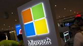 Microsoft in talks to sign on Amazon as customer in $1 billion cloud tools deal - Insider