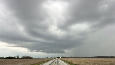 Chance for rotating storms with today's thunderstorm threat in southern Ontario