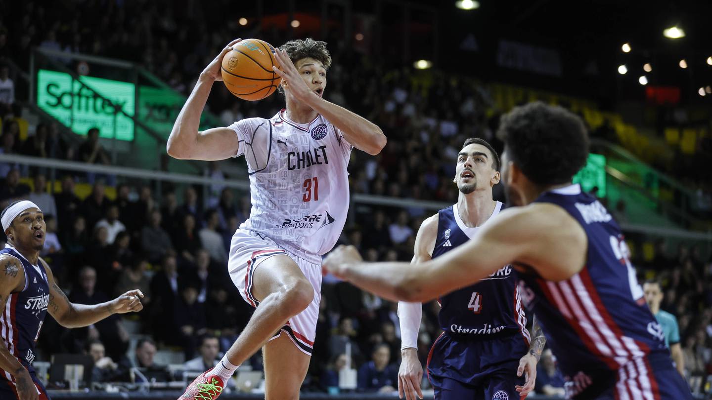 Hornets select Tidjane Salaün, of France, with 6th overall pick in NBA Draft