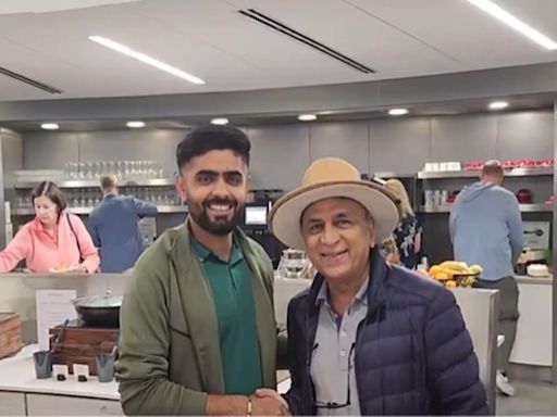 WATCH | Babar's LONG Chat With Gavaskar Ahead of T20 WC 2024 Match is HEARTWARMING