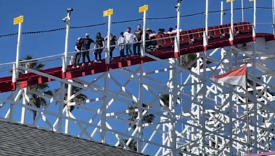 Medical emergency forces Giant Dipper to stop mid-ride