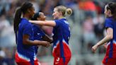 USWNT player ratings: Crystal Dunn finds net, 16-year-old Lily Yohannes has stellar debut
