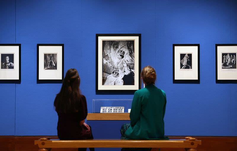 Portraits of British royals from last 100 years on show in new London exhibit