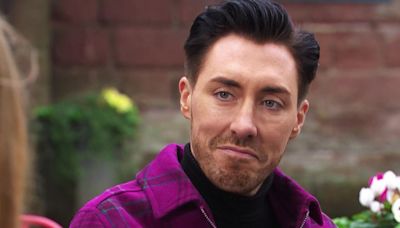 Hollyoaks fans disappointed over Scott's strange exit scenes