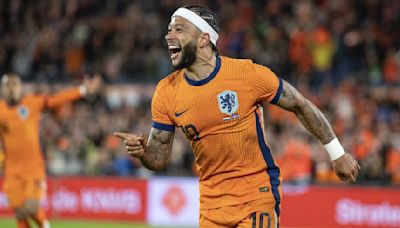 Dutch Forward Memphis Depay Joins Corinthians