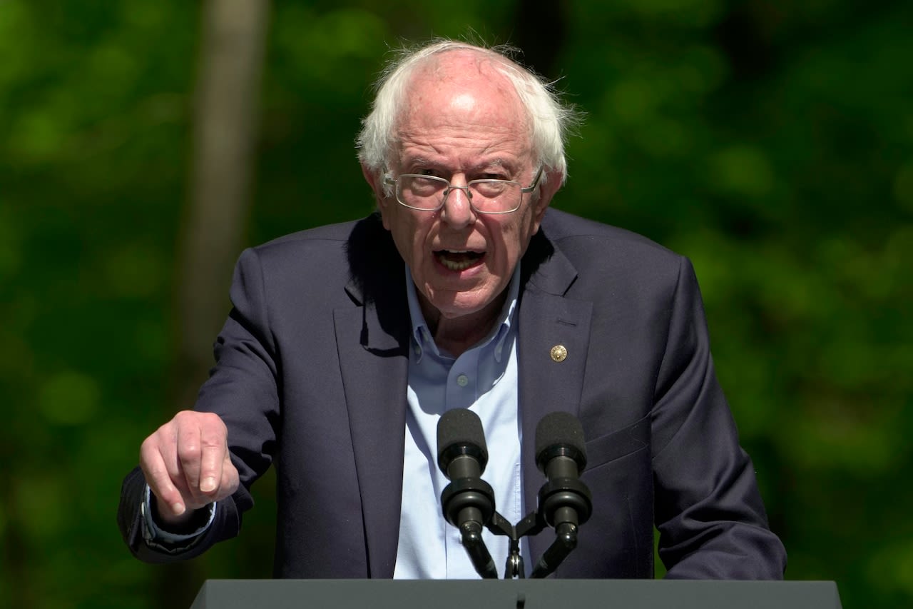 Vermont Sen. Bernie Sanders backs bill eliminating medical debt