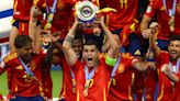 España logra su cuarta Eurocopa al vencer 2-1 a Inglaterra