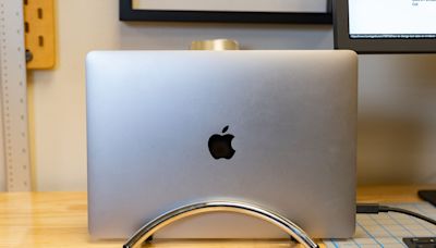 Twelve South BookArc Flex Review: The (Almost) Perfect MacBook Stand