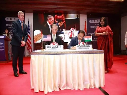 India, US ink pact to prevent illegal trafficking of 'cultural property', aid in their retrieval | India News - Times of India