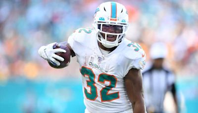 Ex-Dolphins RB Known for 'Miracle' Play Retires at Age 30