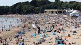 Met Office chart shows exactly where 33C temperatures are forecast