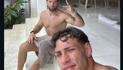 Tiny detail in selfie of two NRL stars in Bali drives fans wild