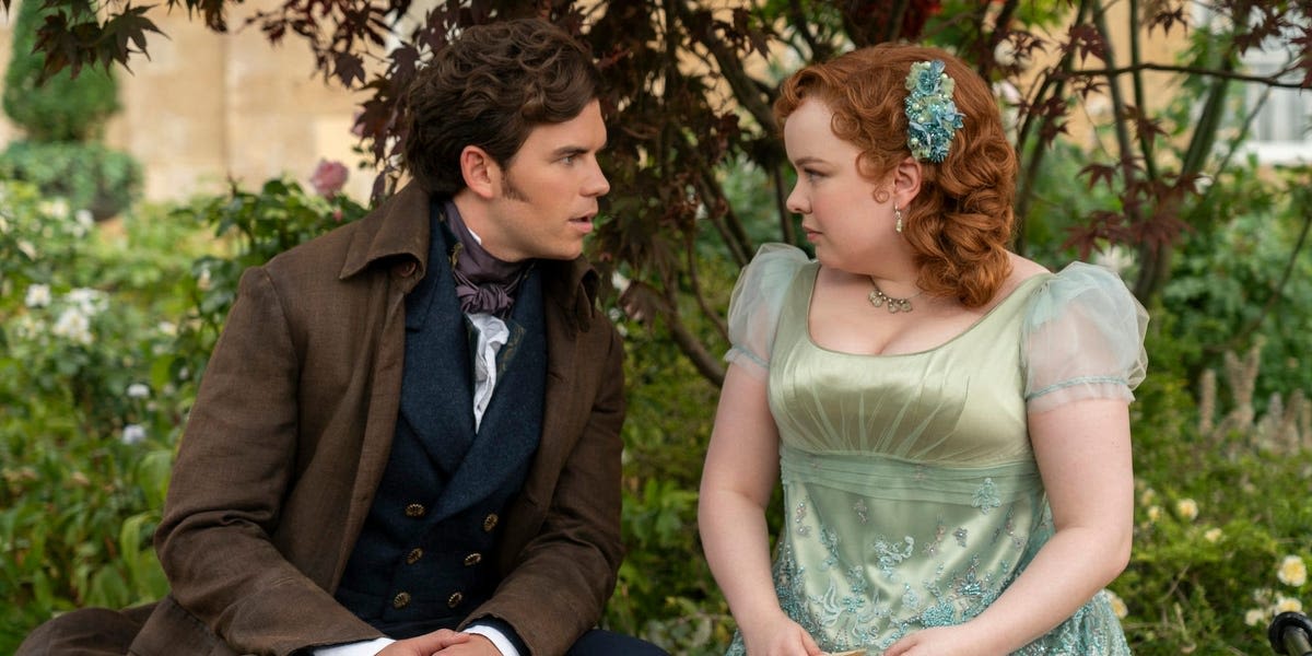The end of 'Bridgerton' season three, part one features a book fan-favorite carriage scene between Penelope and Colin. Here's how the TV show compares.