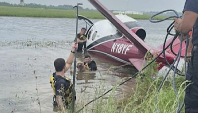 Bomberos responden al accidente de una avioneta en aeropuerto de la ciudad de Tomball