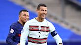 Mbappé se rinde ante Cristiano Ronaldo previo a su encuentro