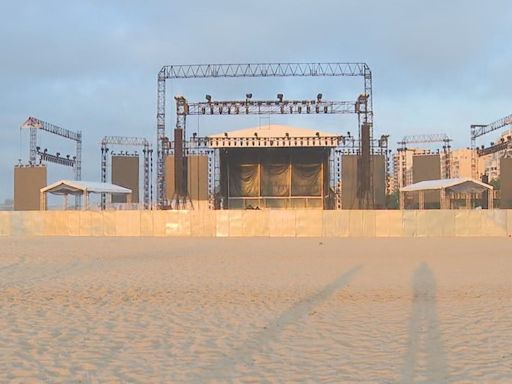 Madonna desembarca no Rio para show histórico na Praia de Copacabana