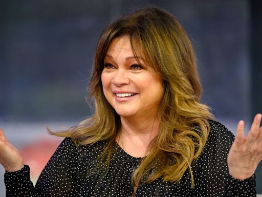 Valerie Bertinelli Fans Obsess Over How "Gorgeous" She Looks With Her New Boyfriend