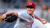 Lodolo cruises through 7 innings for 5th straight win, Espinal homers in Reds' 2-1 win over Pirates