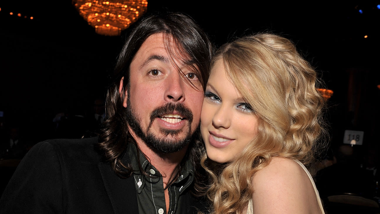 Dave Grohl Seems to Take a Barb at Taylor Swift’s Eras Tour