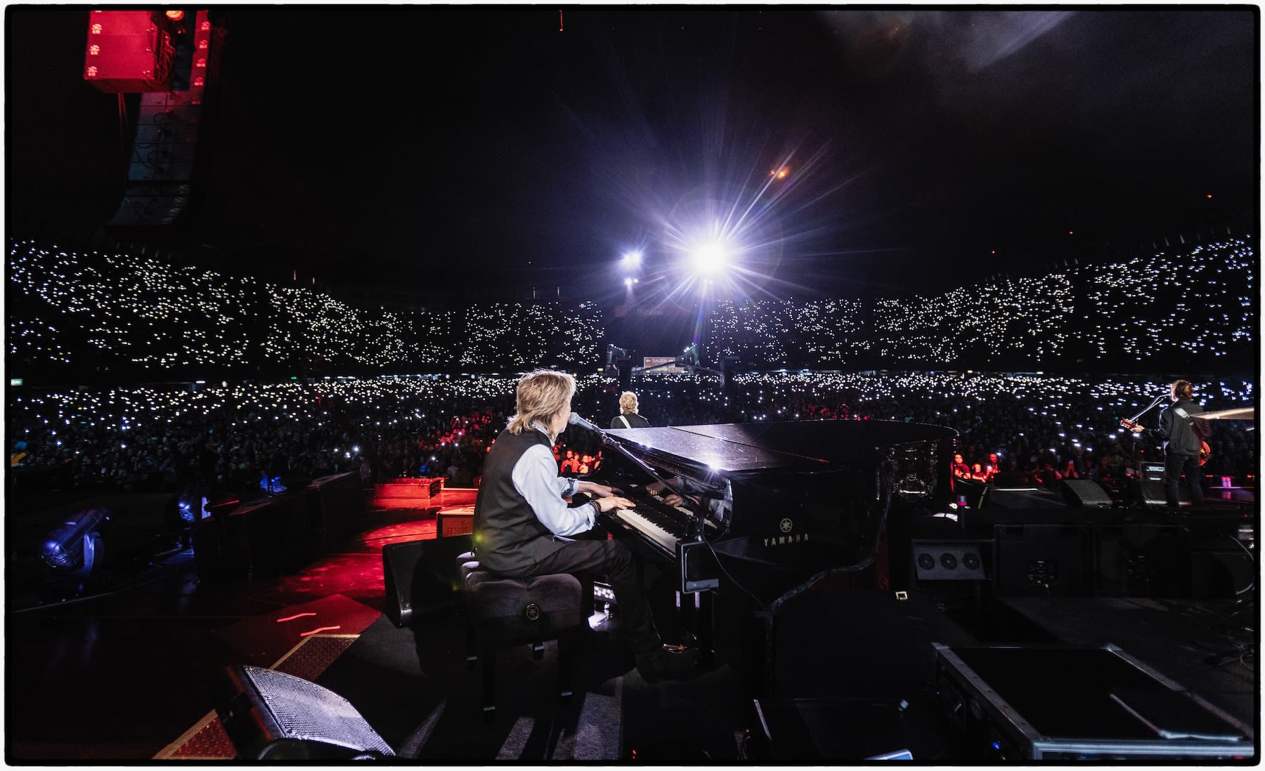 Paul McCartney Announces 2024 Tour Dates in Brasil