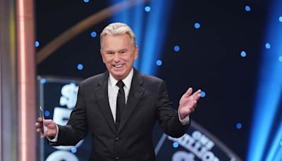 'Wheel of Fortune' Honors Pat Sajak Ahead of Last Episode