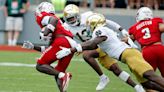 Notre Dame staffers went to the concession stand to feed players during delay vs. NC State