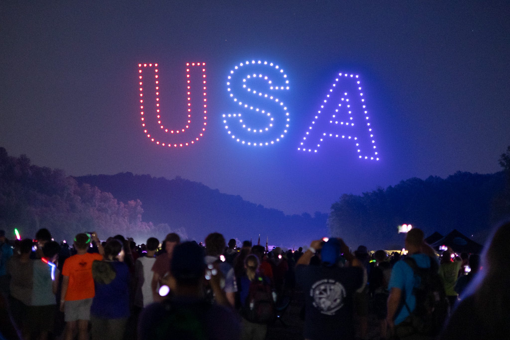 Two eye catching Mt. Juliet Memorial Day tributes near Nashville: Drones, American flags