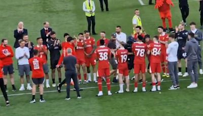 Darwin Núñez filmed failing to clap Jürgen Klopp during Liverpool guard of honor