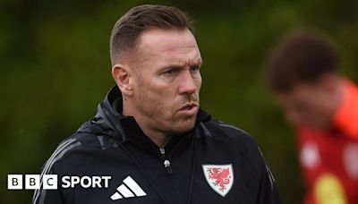 Iceland v Wales: Craig Bellamy and the difficult second camp