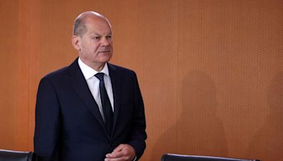 Germany's Scholz echoes Macron's call for deeper European military cooperation