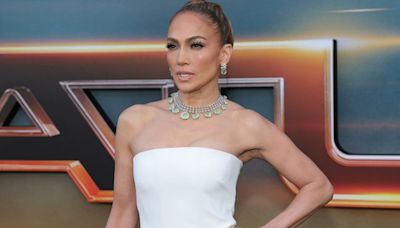 Jennifer Lopez assiste seule à plusieurs événements majeurs et les rumeurs de séparation avec Ben Affleck enflent