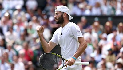 Wimbledon 2024 LIVE: Tennis scores as Fearnley faces Djokovic and Boulter battles Dart before Andy Murray’s return