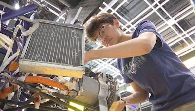 China's NEV industry sees increased demand for talents amid automation, intelligence development