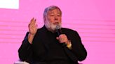 Steve Wozniak reaparece en público en Ecuador luego de haber sido hospitalizado en México