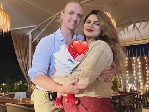 Aashka Goradia enjoys ‘perfect slow down’ with toddler son and husband as she goes on 4 km hike; Watch